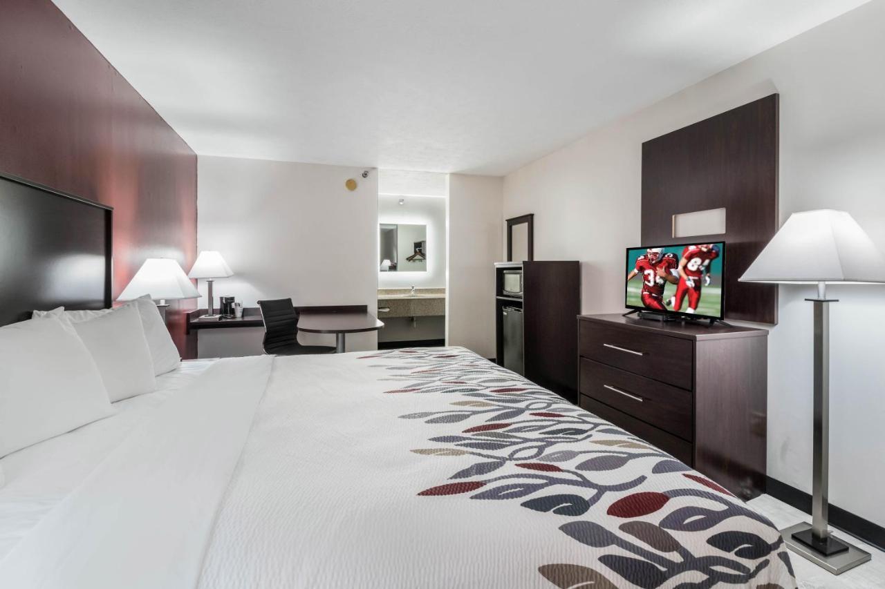 Red Roof Inn Cadiz Zewnętrze zdjęcie