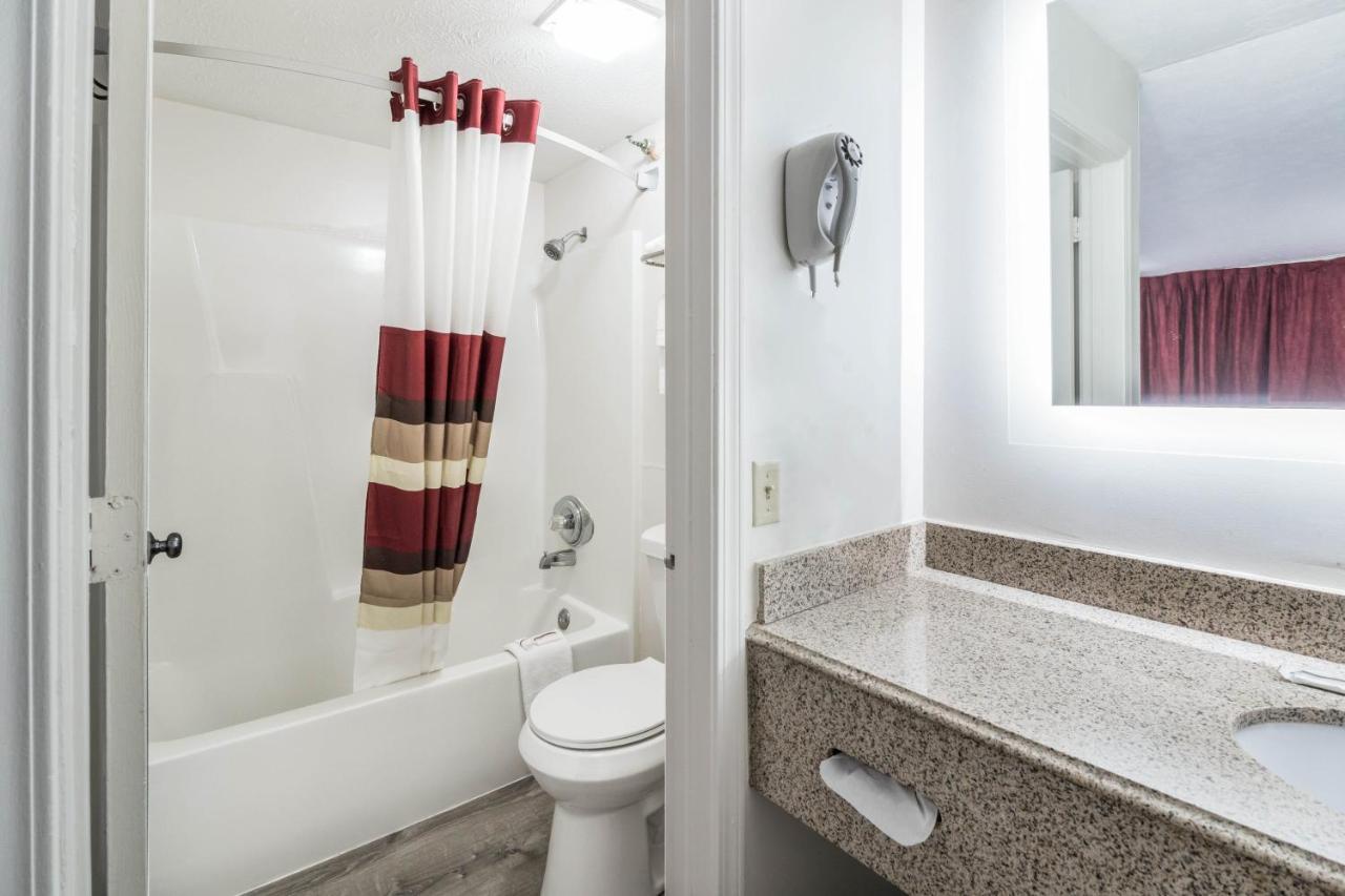 Red Roof Inn Cadiz Zewnętrze zdjęcie