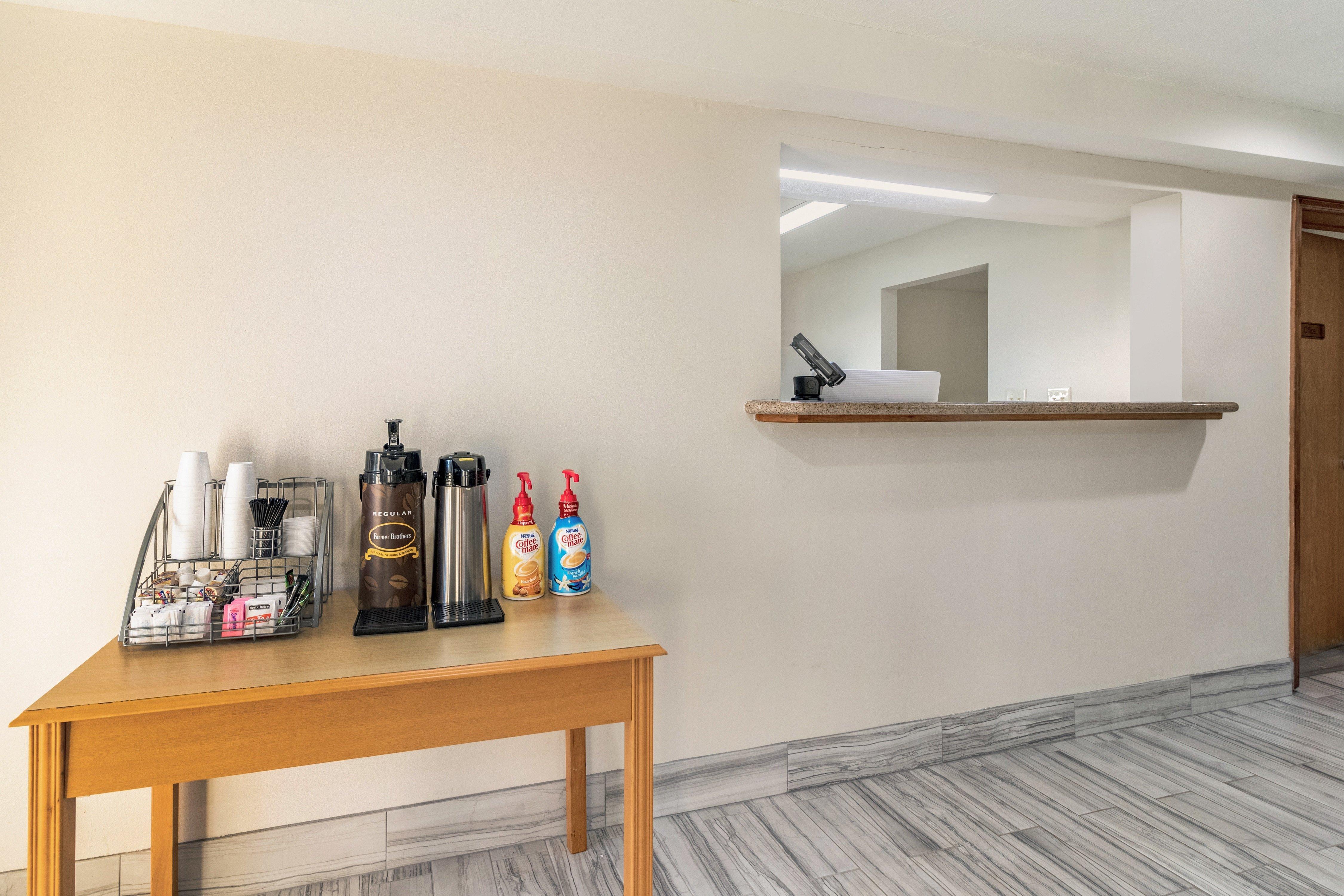 Red Roof Inn Cadiz Zewnętrze zdjęcie